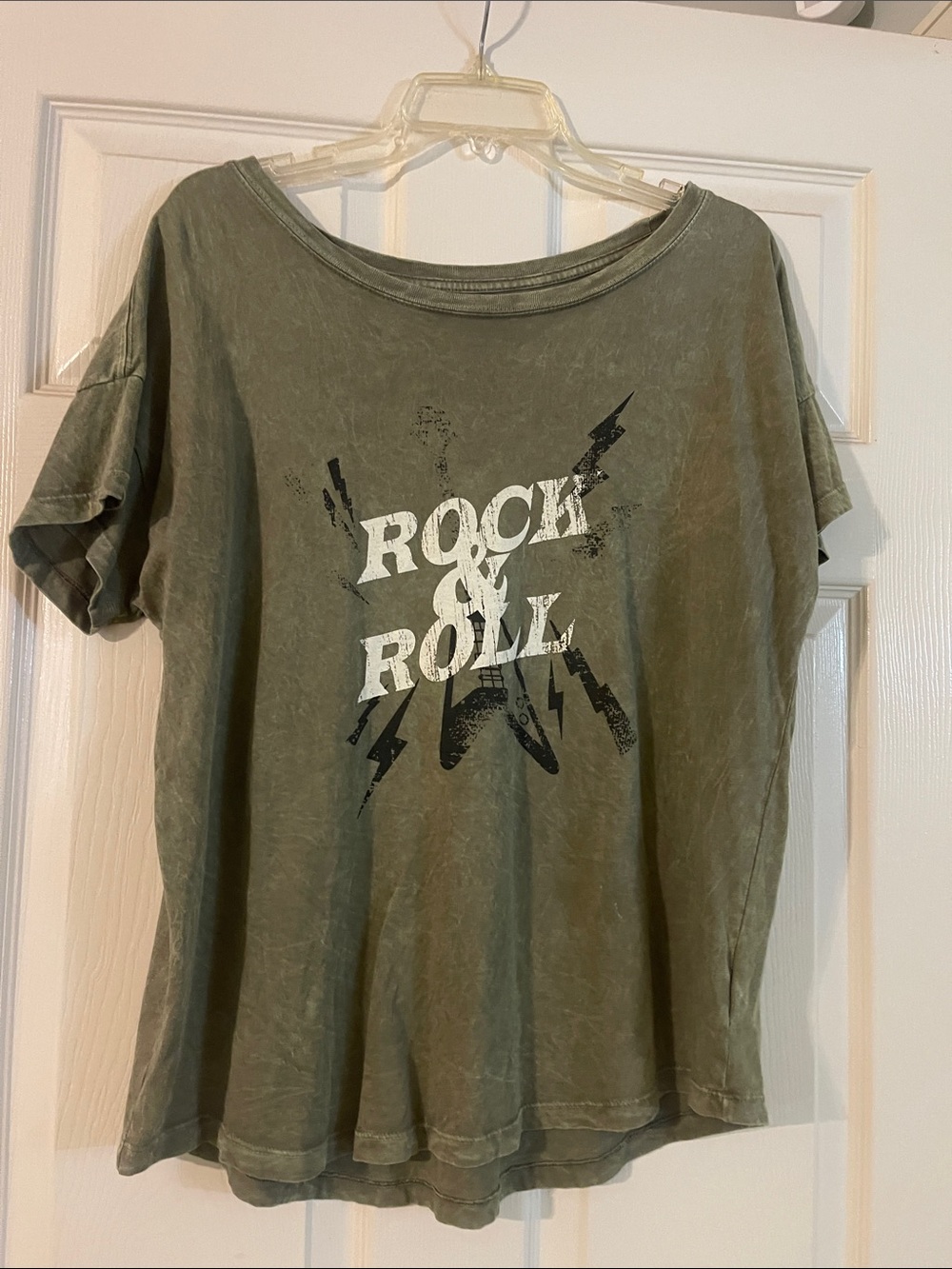 Vintage Canvas Logo Tee in Olive